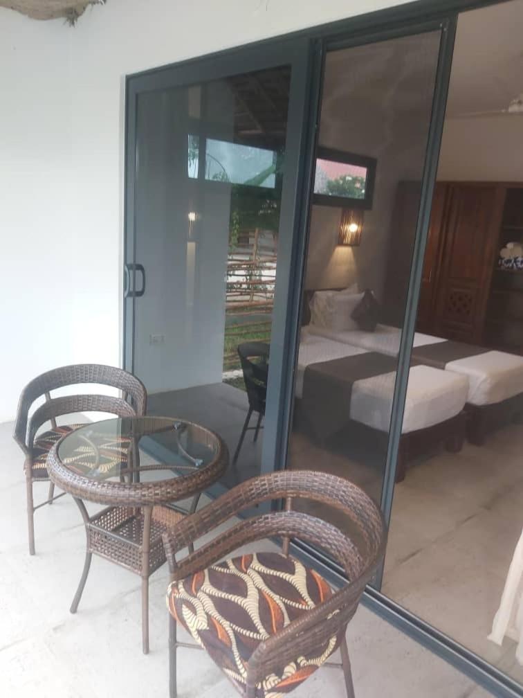 Manolo Resort